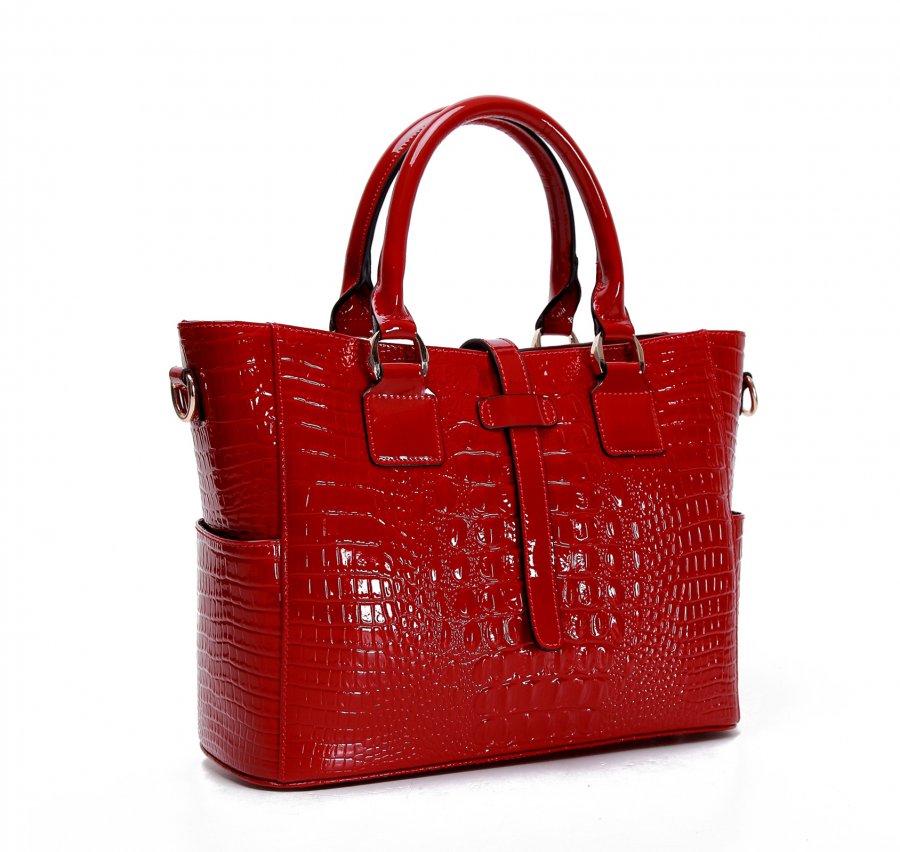 Lacquer bag red
