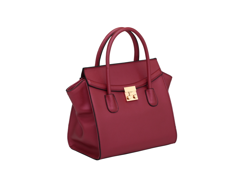 Pearlescent leather bag red